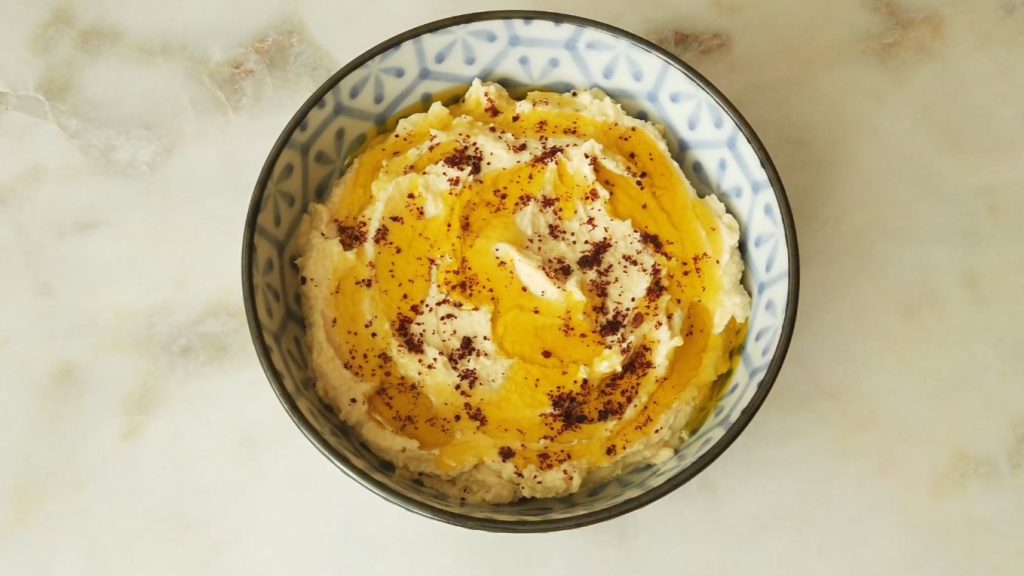 Hummus (Chickpea paste with tahini)