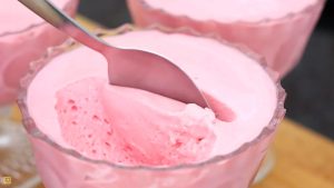 Mousse with Tang
