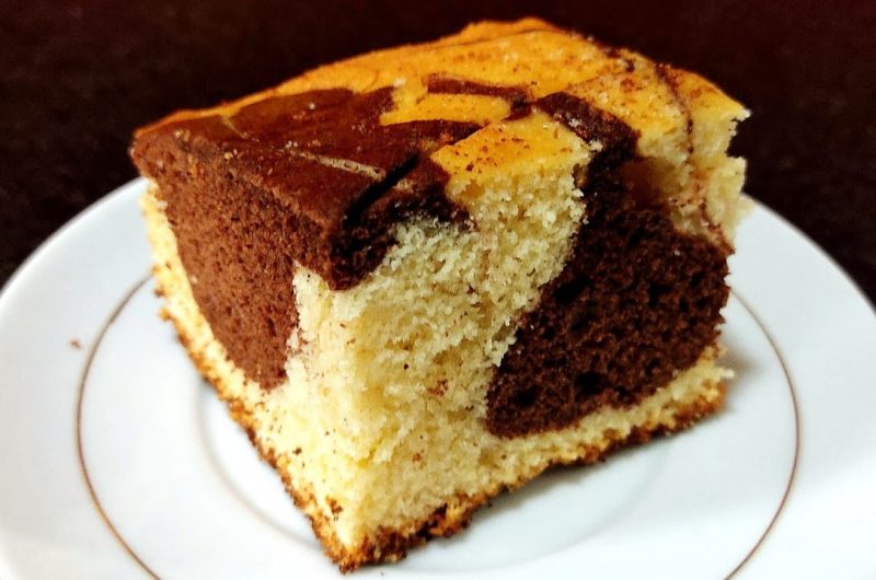 Vanilla and Chocolate Mixed Cake