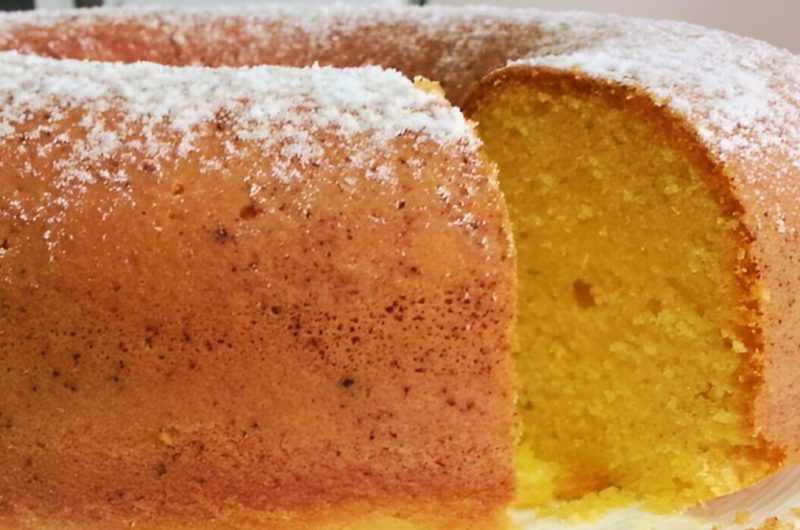 Fluffy Cornmeal Cake