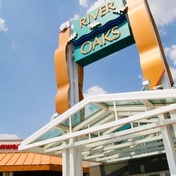 River Oaks West Shopping Center | 500 River Oaks Dr, Calumet City