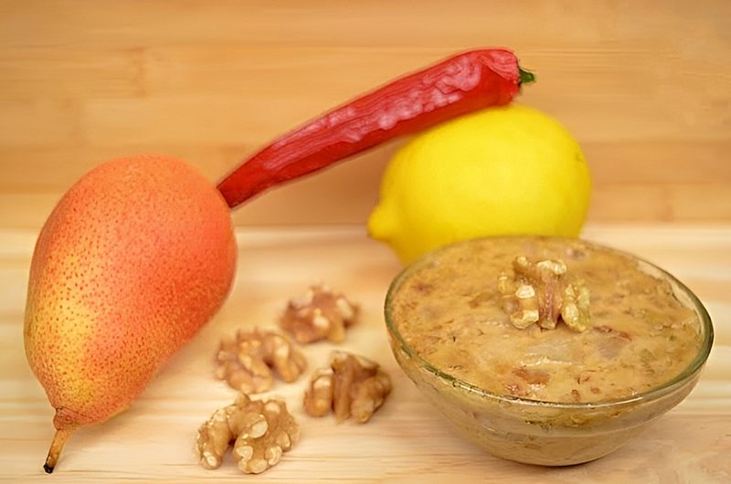 Pear with Gorgonzola and Walnut Pâté