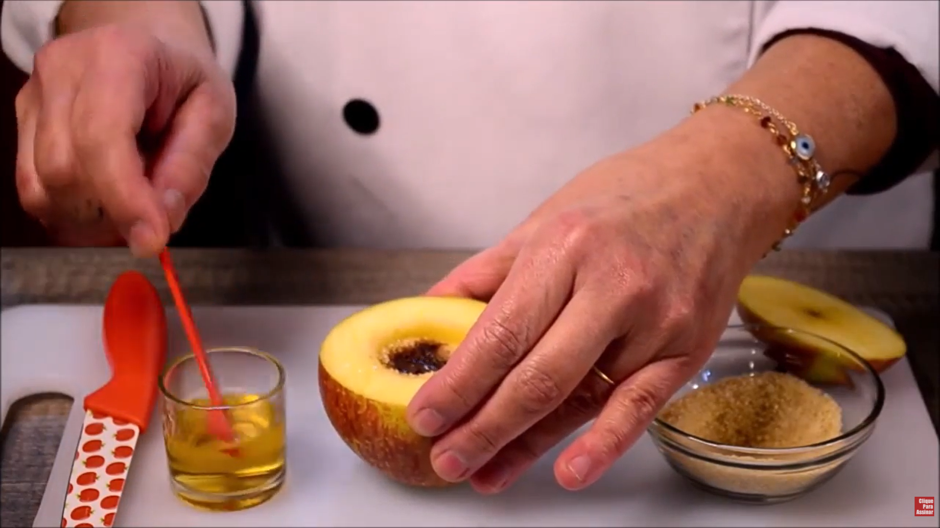 making-baked-apples