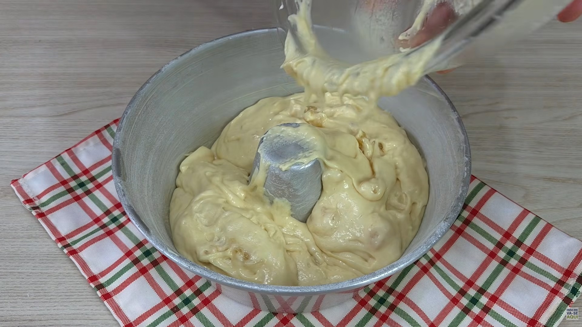 pineapple-cake-batter