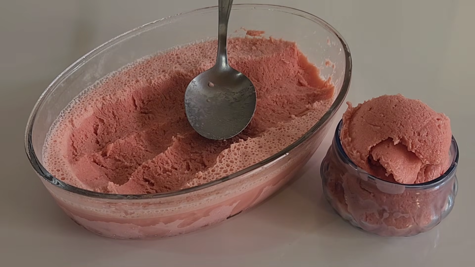 strawberry-ice-cream