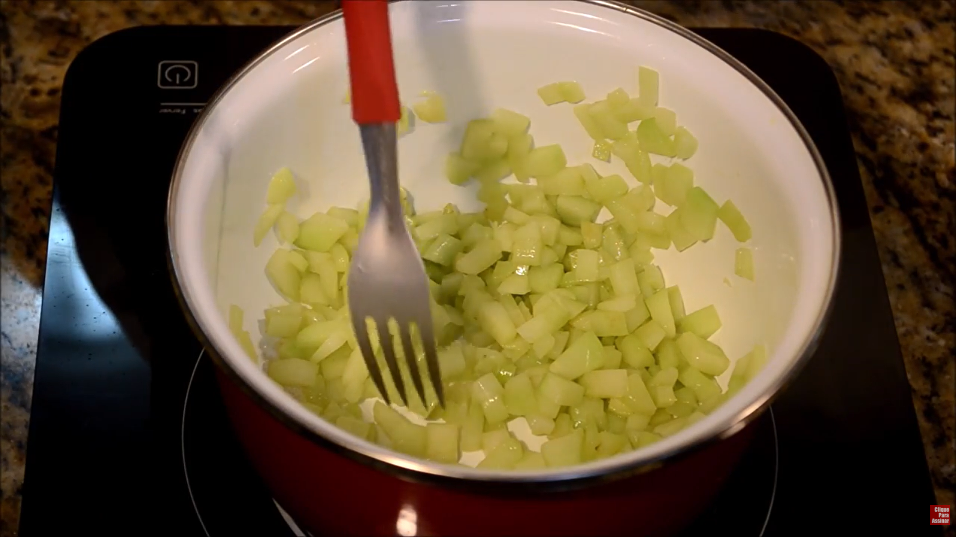 cooking-sauteed-chayote
