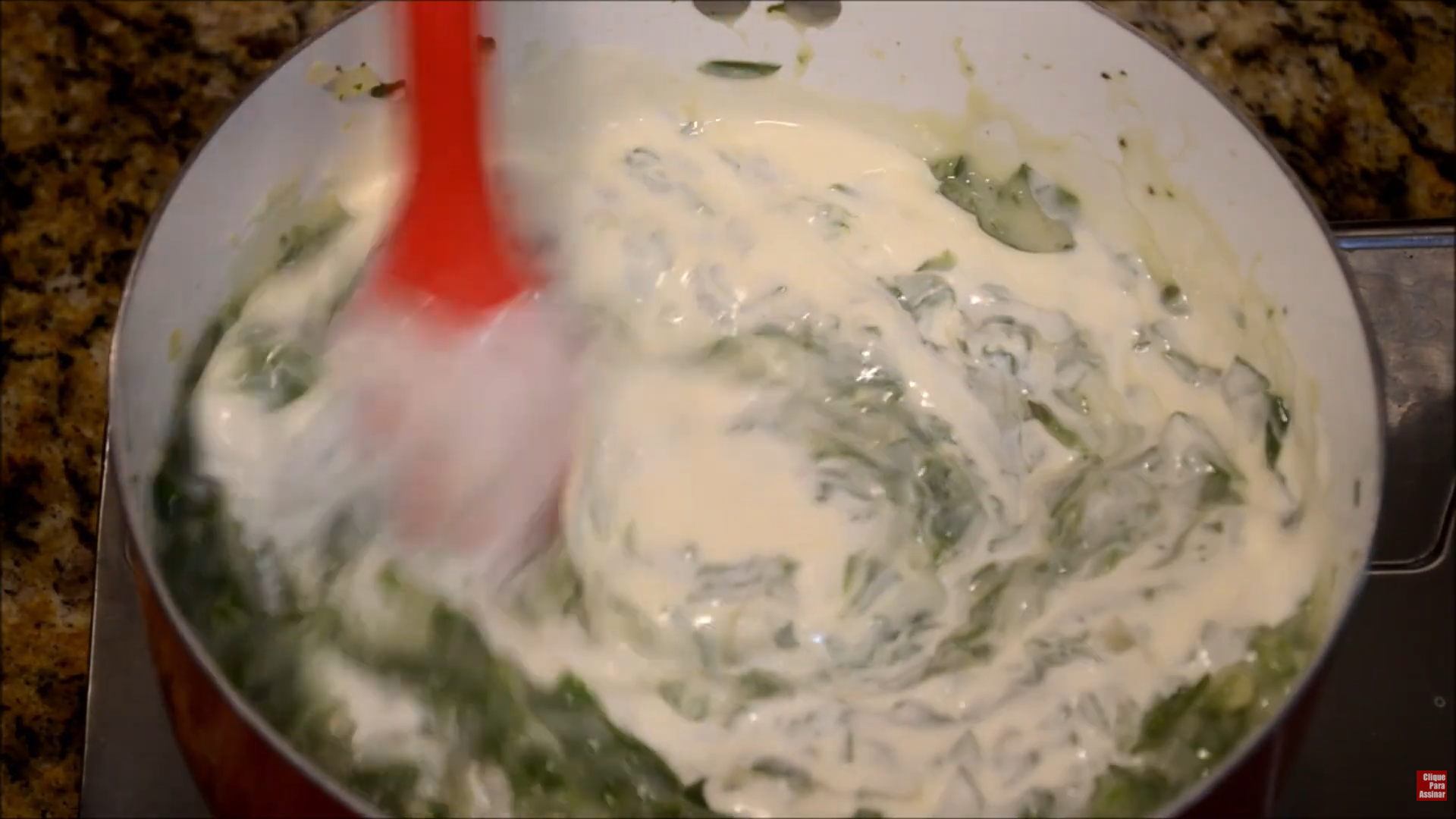 making-creamed-spinach