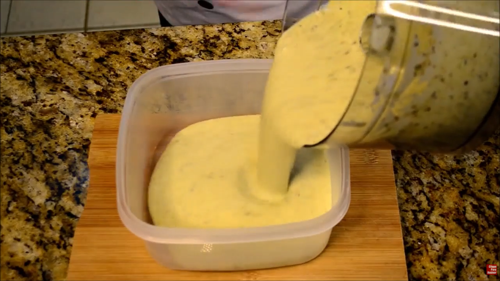 making-pistachio-ice-cream