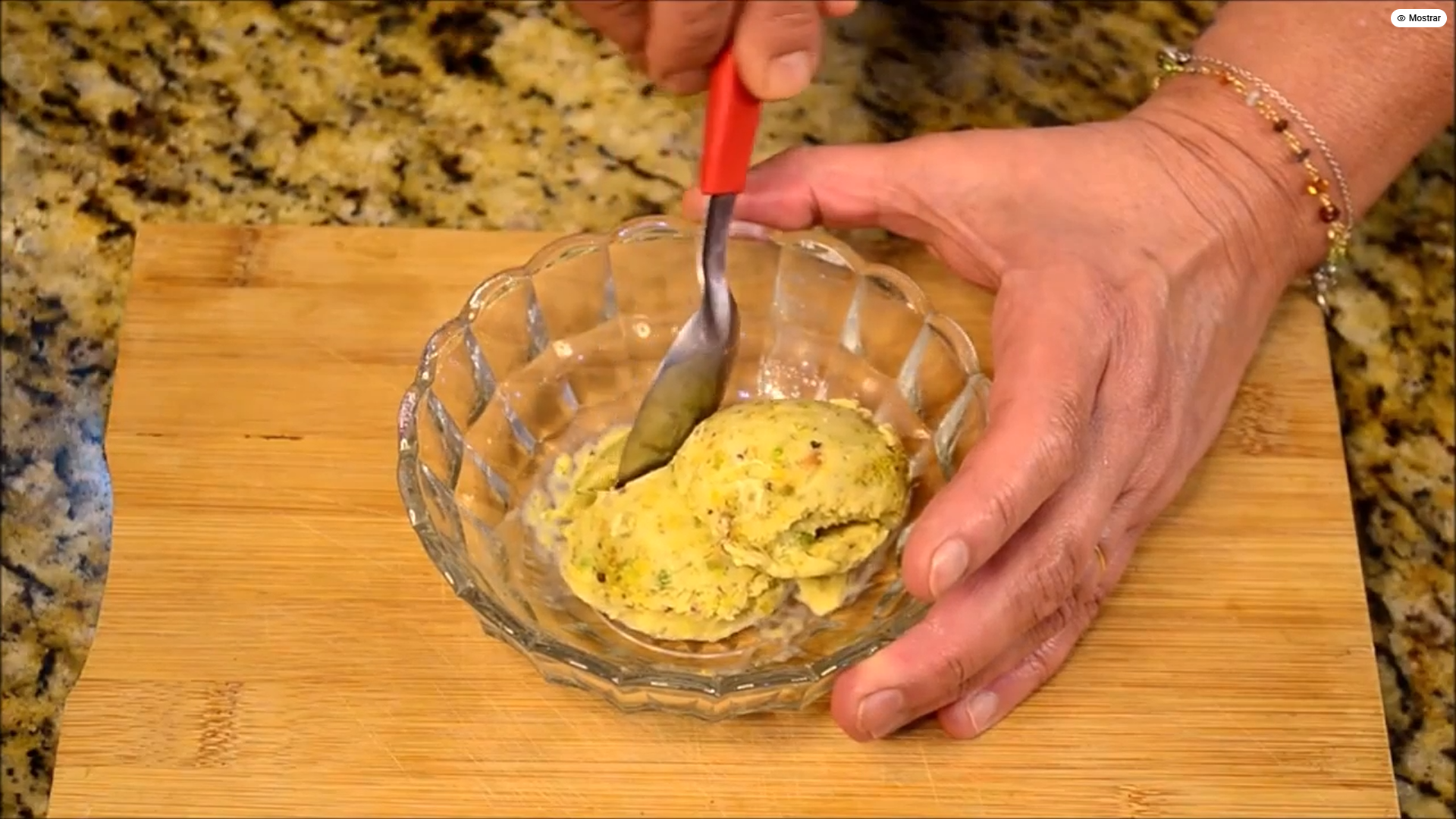 pistachio-ice-cream