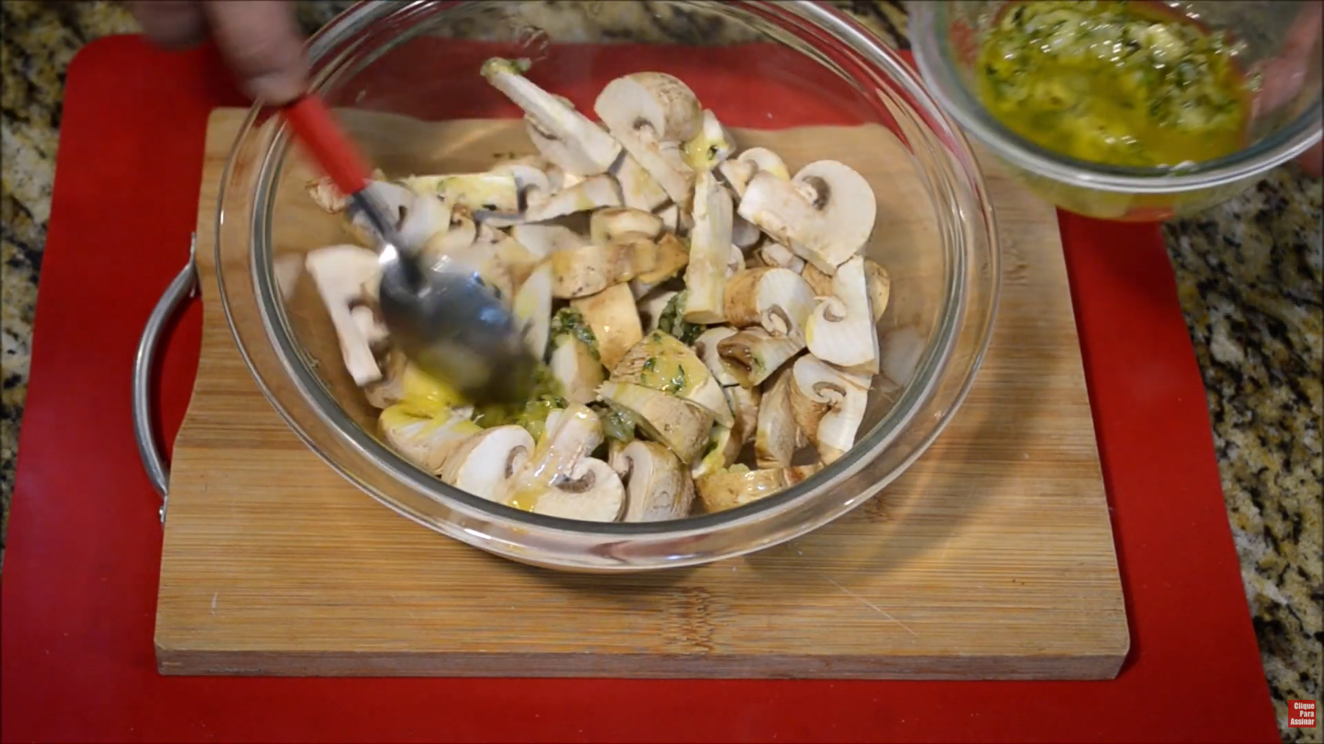 preparing-mushrooms